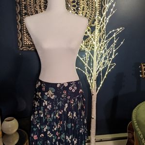 Loft navy pleated flower skirt
